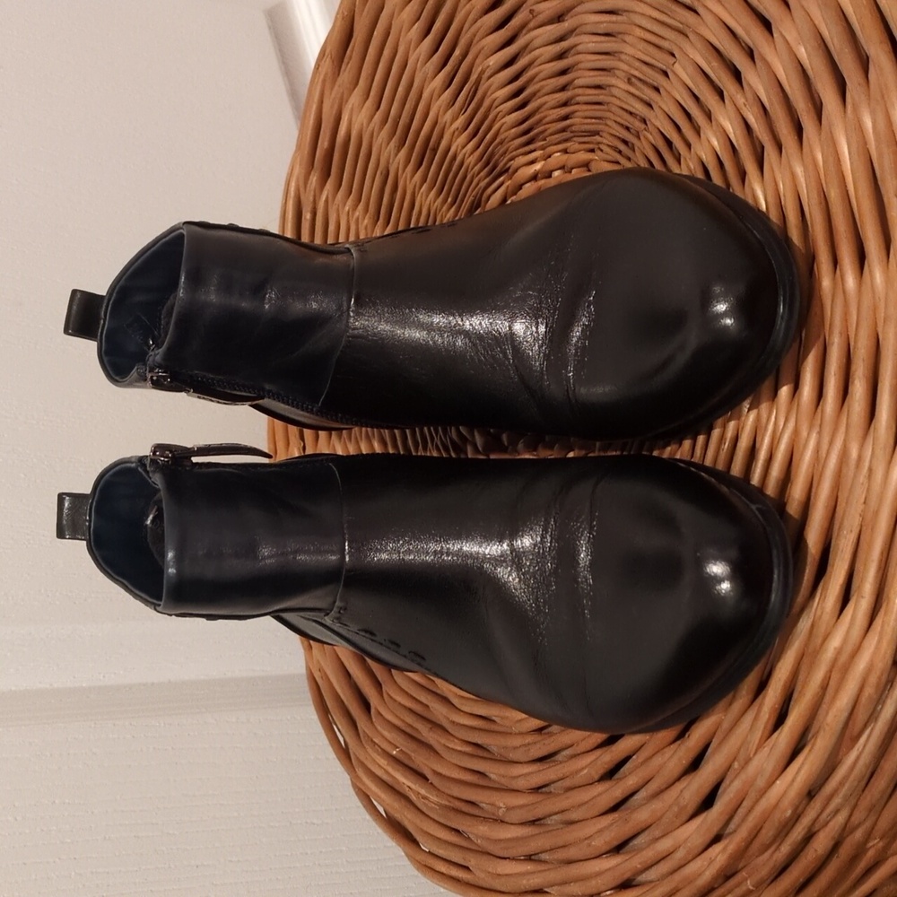 Regarde le Ciel Black Leather Ankle  Boots Womens EU 37 / 6.5 - Picture 8 of 9